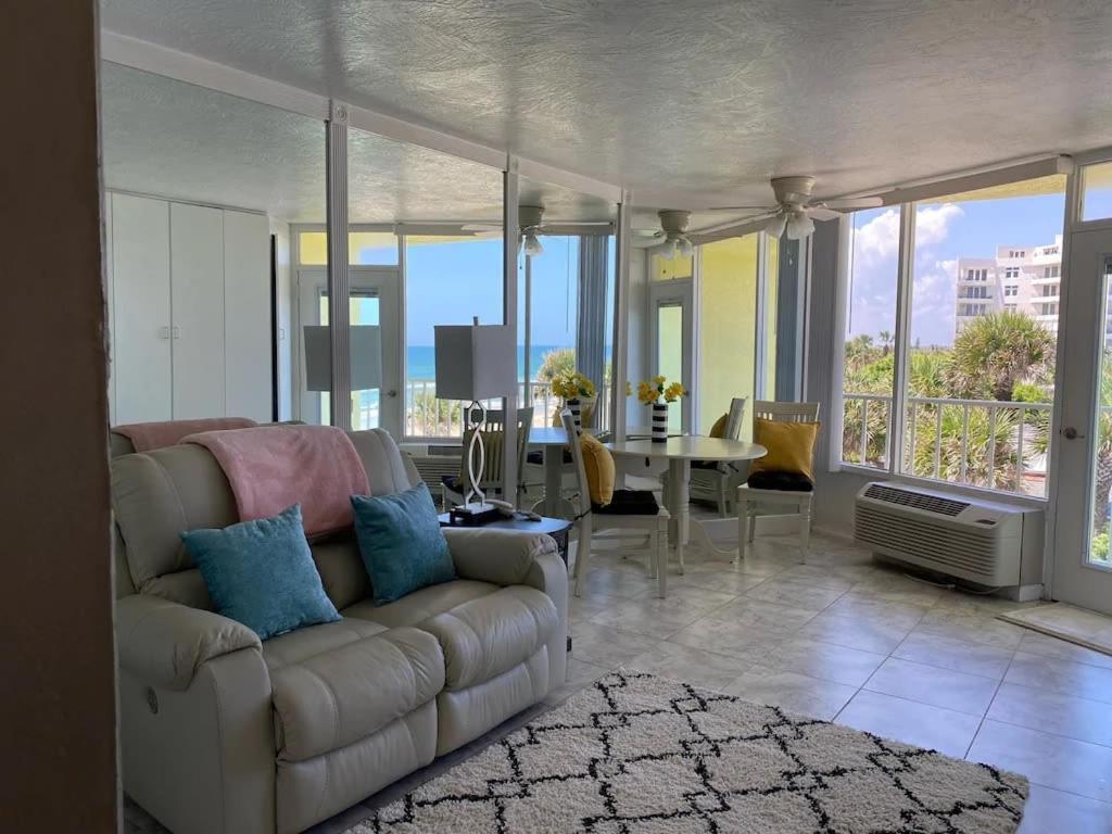 אורמונד ביץ Beach Blessed - Sea View At Symphony Beach Club מראה חיצוני תמונה